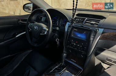 Седан Toyota Camry 2014 в 