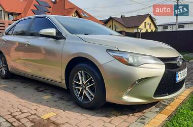 Седан Toyota Camry 2017 в Ивано-Франковске