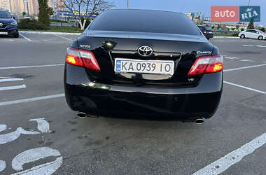 Седан Toyota Camry 2006 в 