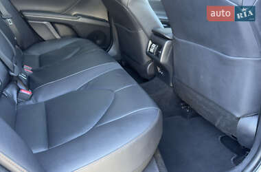 Седан Toyota Camry 2020 в 