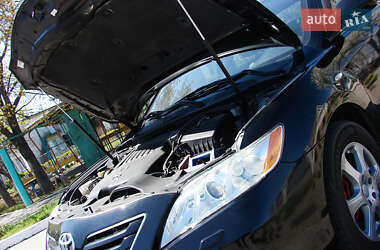 Седан Toyota Camry 2007 в 