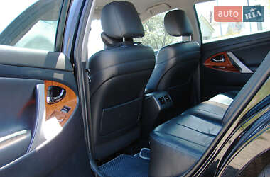 Седан Toyota Camry 2007 в 