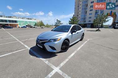 Седан Toyota Camry 2019 в 