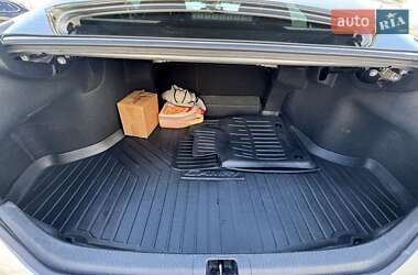 Седан Toyota Camry 2019 в 