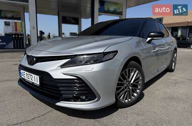 Седан Toyota Camry 2022 в 