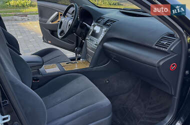 Седан Toyota Camry 2007 в 