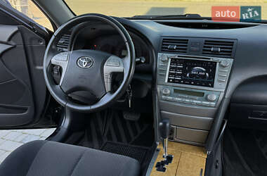 Седан Toyota Camry 2007 в 