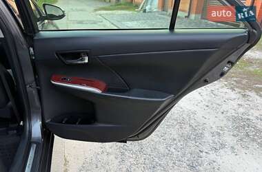 Седан Toyota Camry 2013 в 