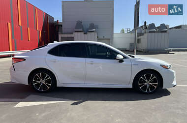 Седан Toyota Camry 2020 в 