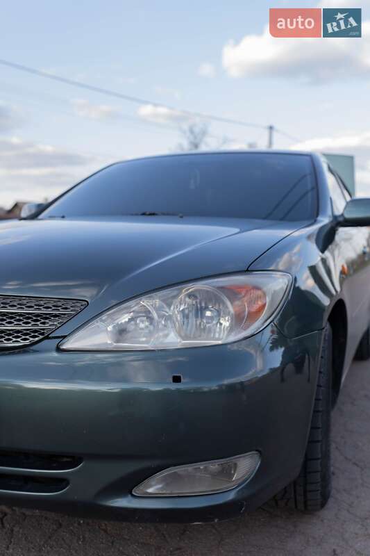 Седан Toyota Camry 2002 в Малій Висці