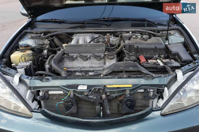 Седан Toyota Camry 2002 в Малій Висці