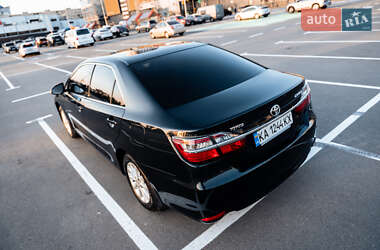 Седан Toyota Camry 2015 в 