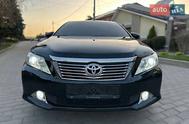 Седан Toyota Camry 2011 в 