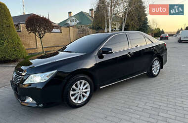 Седан Toyota Camry 2011 в 