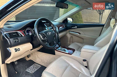 Седан Toyota Camry 2011 в 