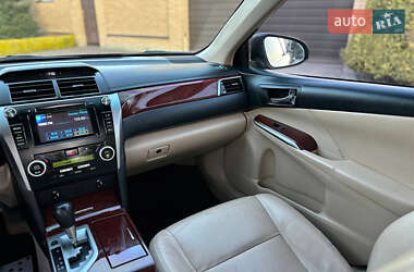 Седан Toyota Camry 2011 в 