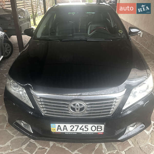 Toyota Camry 2013