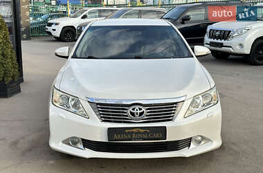 Седан Toyota Camry 2012 в 