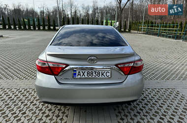 Седан Toyota Camry 2017 в 