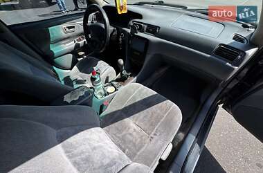 Седан Toyota Camry 1998 в 