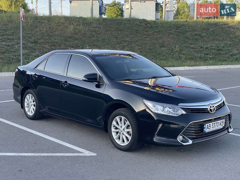 Toyota Camry 2015