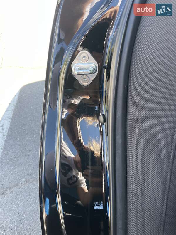 Седан Toyota Camry 2015 в Виннице