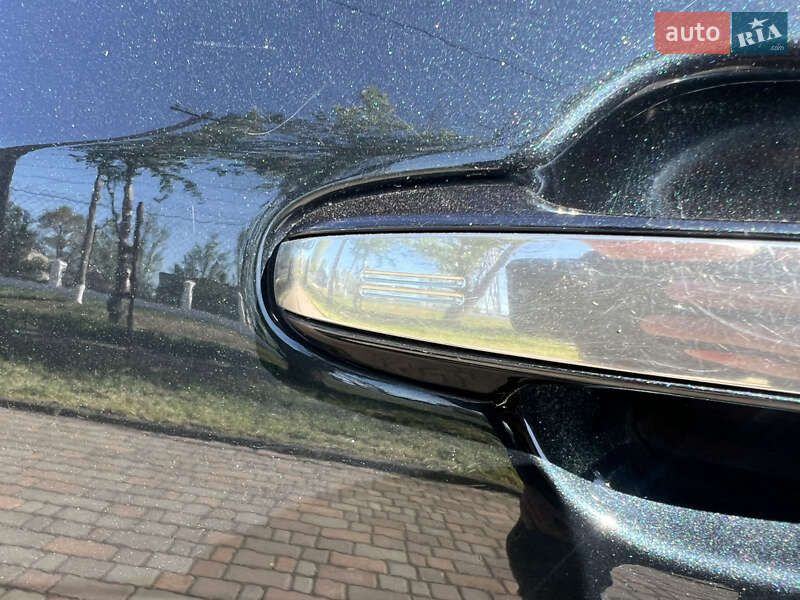 Седан Toyota Camry 2017 в Николаеве