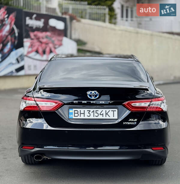 Седан Toyota Camry 2017 в Одессе