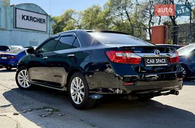 Седан Toyota Camry 2011 в 