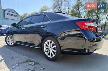 Седан Toyota Camry 2011 в 