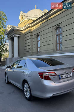 Седан Toyota Camry 2011 в 