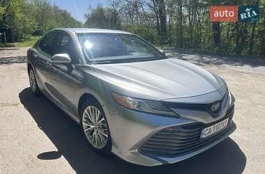 Седан Toyota Camry 2020 в 