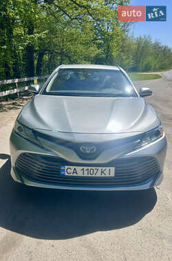 Седан Toyota Camry 2020 в 