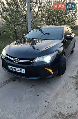 Седан Toyota Camry 2015 в Вороновиці