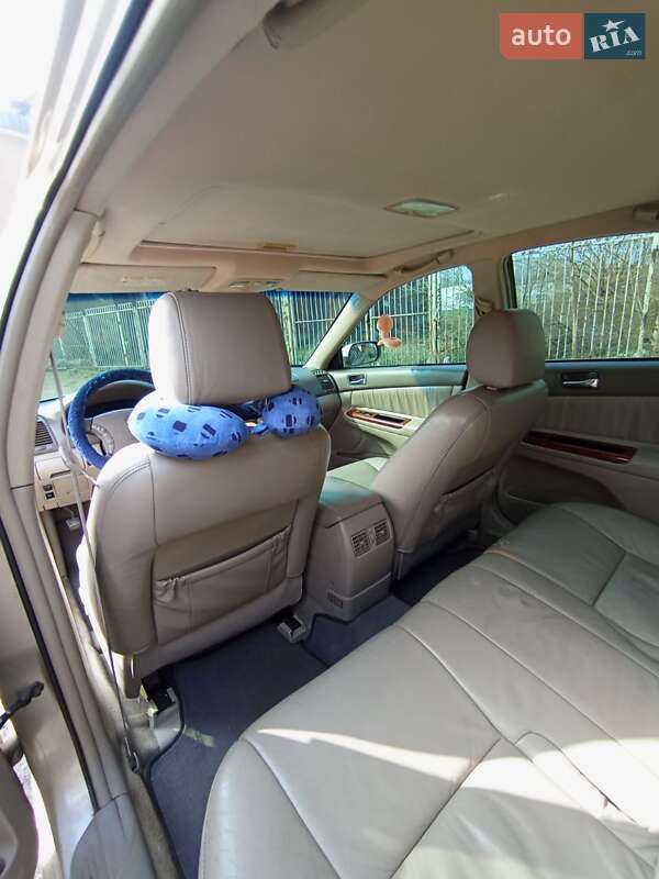 Седан Toyota Camry 2004 в Кам'янському