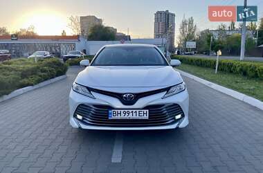 Седан Toyota Camry 2020 в 
