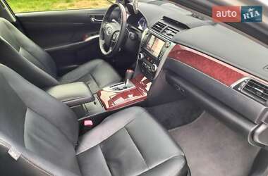 Седан Toyota Camry 2012 в 