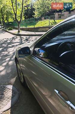 Седан Toyota Camry 2004 в 