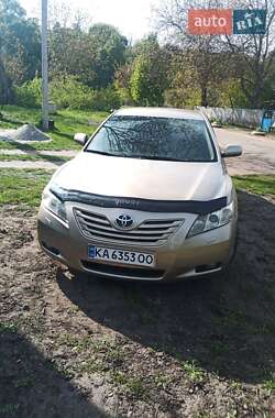 Седан Toyota Camry 2008 в Яготине