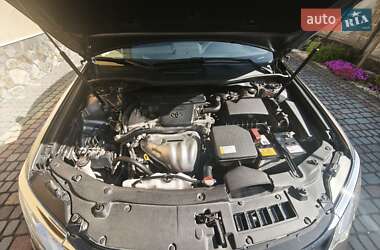 Седан Toyota Camry 2016 в 