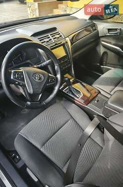 Седан Toyota Camry 2016 в 