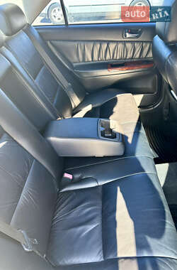 Седан Toyota Camry 2005 в 
