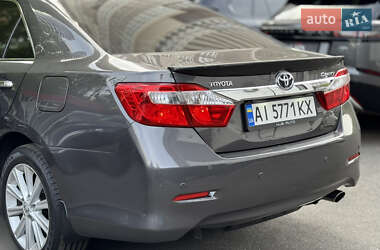 Седан Toyota Camry 2011 в 