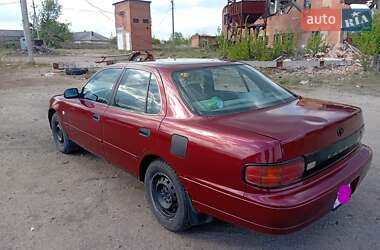 Седан Toyota Camry 1992 в Ізюмі