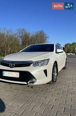 Седан Toyota Camry 2017 в 