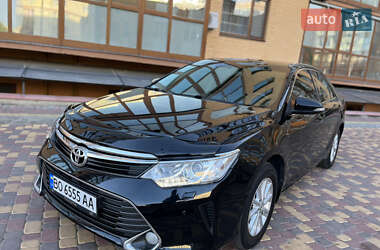Седан Toyota Camry 2014 в 