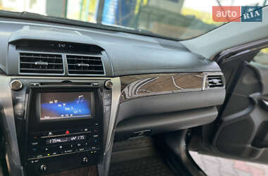 Седан Toyota Camry 2014 в 