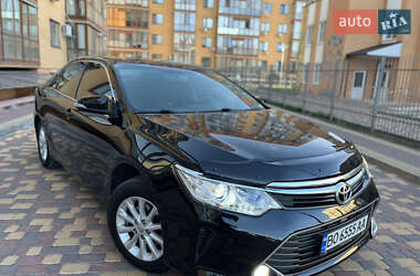 Седан Toyota Camry 2014 в 