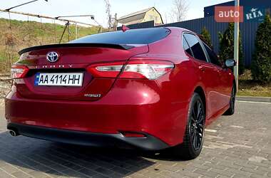 Седан Toyota Camry 2020 в 