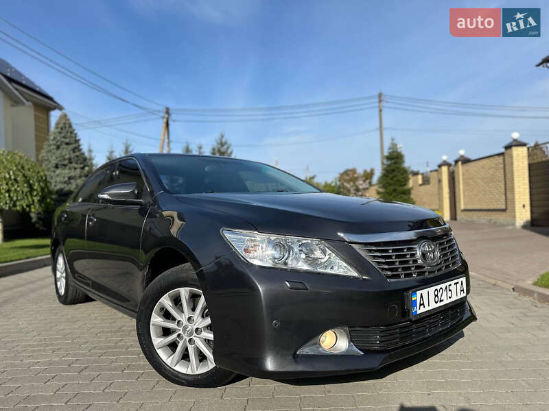 Toyota Camry 2011
